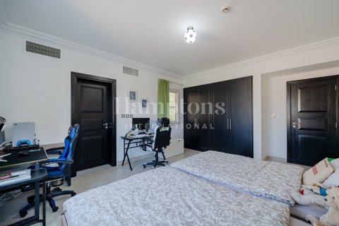 Vila v Jumeirah Golf Estates, Dubai, SAE 4 ložnice, 347.17851100 m² Č.: 595462 - fotografie 19