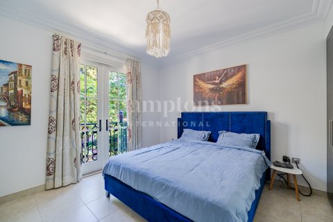 Vila v Jumeirah Golf Estates, Dubai, SAE 4 ložnice, 347.17851100 m² Č.: 595462 - fotografie 2