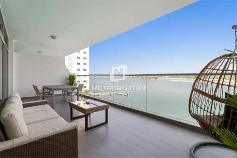 Apartment in Palm Jumeirah, Dubai, UAE 1 bedroom, 106 sq.m. № 593558 - photo 2
