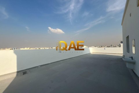 Villa in Dubai, UAE 7 bedrooms, 1349.2 sq.m. № 575994 - photo 27