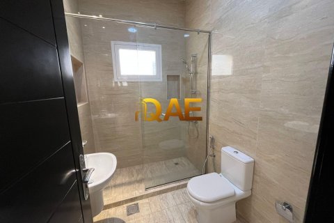 Villa in Dubai, UAE 7 bedrooms, 1349.2 sq.m. № 575994 - photo 10