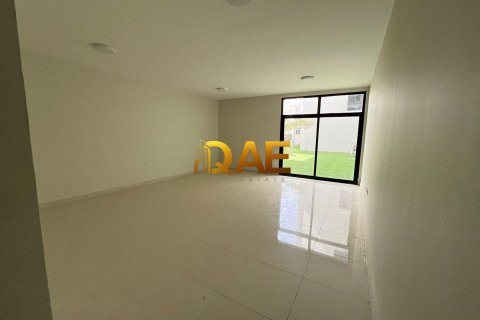 וילה להשכרה ב Mirdif, Dubai, איחוד האמירויות  4 חדרי שינה, 144.2 מ"ר, מספר 575995 - תמונה 4