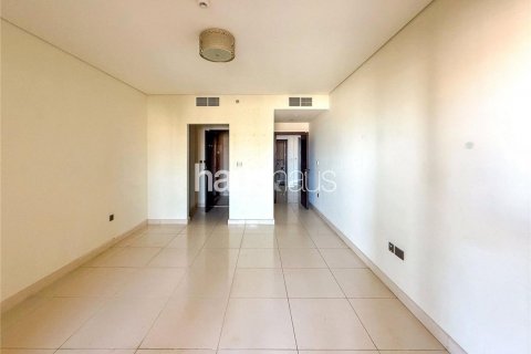 Apartment in Palm Jumeirah, Dubai, UAE 2 bedrooms, 224 sq.m. № 625789 - photo 11