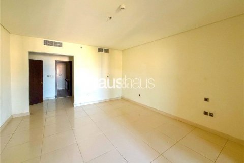 Apartment in Palm Jumeirah, Dubai, UAE 2 bedrooms, 224 sq.m. № 625789 - photo 6