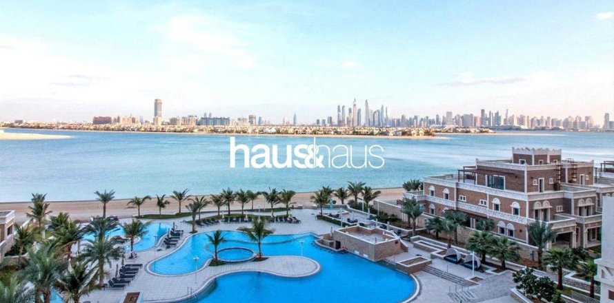 Apartment in Palm Jumeirah, Dubai, UAE 3 bedrooms, 219 sq.m. № 625790