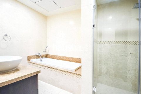 Apartment in Palm Jumeirah, Dubai, UAE 3 bedrooms, 219 sq.m. № 625790 - photo 9