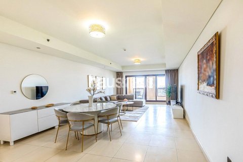 Apartment in Palm Jumeirah, Dubai, UAE 3 bedrooms, 219 sq.m. № 625790 - photo 6