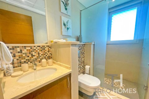 Vilë në Jumeirah Park, Dubai, Emiratet e Bashkuara Arabe 4 dhoma gjumi, 403 m2. № 595563 - Foto 23