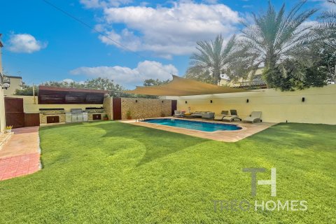 Vilë në Jumeirah Park, Dubai, Emiratet e Bashkuara Arabe 4 dhoma gjumi, 403 m2. № 595563 - Foto 3