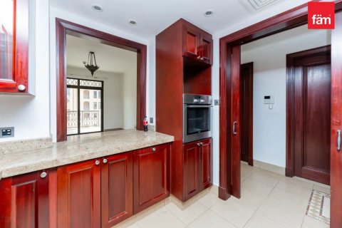 Apartment in Old Town, Dubai, UAE 1 bedroom, 76.1 sq.m. № 612744 - photo 3