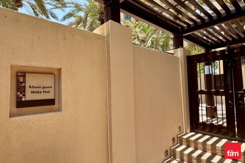 Apartment in Old Town, Dubai, UAE 1 bedroom, 76.1 sq.m. № 612744 - photo 15