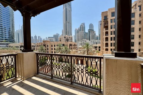 Apartment in Old Town, Dubai, UAE 1 bedroom, 76.1 sq.m. № 612744 - photo 12