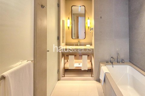 Apartment in Downtown Dubai (Downtown Burj Dubai), Dubai, UAE 2 bedrooms, 113 sq.m. № 626820 - photo 9