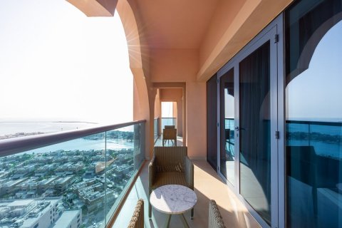 Apartment in The Marina, Abu Dhabi, UAE 3 bedrooms, 263 sq.m. № 594664 - photo 5