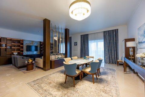 Apartment in The Marina, Abu Dhabi, UAE 3 bedrooms, 263 sq.m. № 594664 - photo 3
