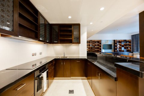 Apartment in The Marina, Abu Dhabi, UAE 3 bedrooms, 263 sq.m. № 594664 - photo 6