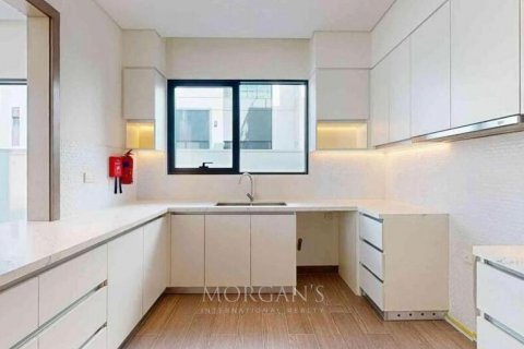 Vila di Al Furjan, Dubai, UAE 4 bilik tidur, 462.7 meter persegi № 545663 - foto 37
