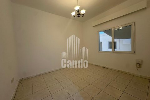 Villa in Al Barsha, Dubai, UAE 5 bedrooms, 464.5 sq.m. № 552562 - photo 5