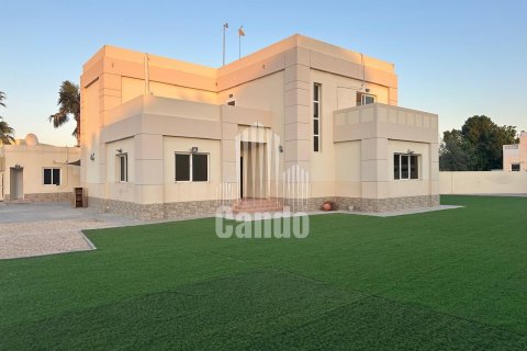 Villa in Al Barsha, Dubai, UAE 5 bedrooms, 464.5 sq.m. № 552562 - photo 3