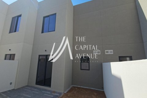Townhouse on the Yas Island, Abu Dhabi, UAE 2 bedrooms, 125 sq.m. № 605046 - photo 4