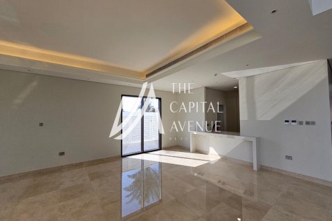 Adosado en alquiler en Saadiyat Island, Abu Dhabi, EAU 4 dormitorios, 836 m2 № 605045 - foto 15