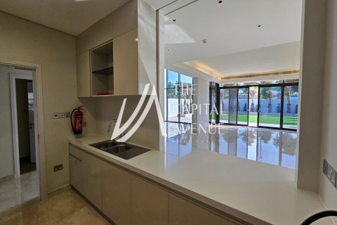 Adosado en alquiler en Saadiyat Island, Abu Dhabi, EAU 4 dormitorios, 836 m2 № 605045 - foto 23