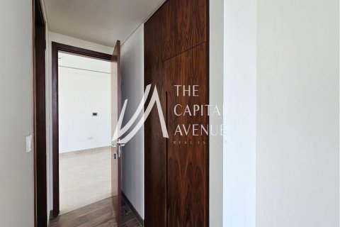 Vila v Abu Dhabi, SAE 5 ložnice, 936 m² Č.: 605048 - fotografie 29
