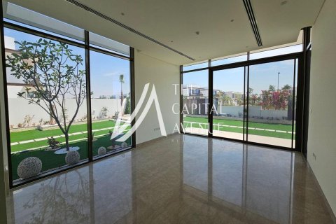 Vila v Abu Dhabi, SAE 5 ložnice, 936 m² Č.: 605048 - fotografie 3