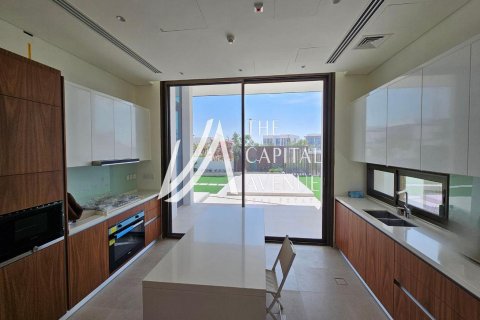 Vila v Abu Dhabi, SAE 5 ložnice, 936 m² Č.: 605048 - fotografie 7