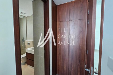 Vila v Abu Dhabi, SAE 5 ložnice, 936 m² Č.: 605048 - fotografie 14
