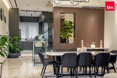 Byt v Mirdif, Dubai, SAE 3 ložnice, 254.2 m² Č.: 622629 - fotografie 3