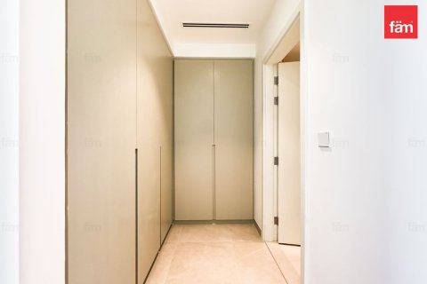 Řadový dům v Dubai, SAE 3 ložnice, 168 m² Č.: 569703 - fotografie 17