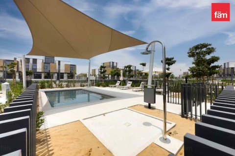 Řadový dům v Dubai, SAE 3 ložnice, 168 m² Č.: 569703 - fotografie 29