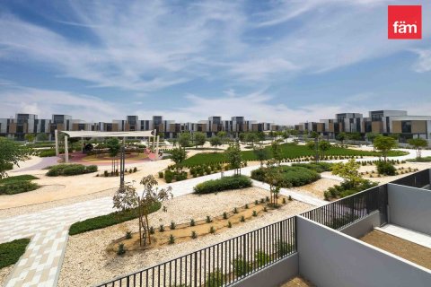 Řadový dům v Dubai, SAE 3 ložnice, 168 m² Č.: 569703 - fotografie 28