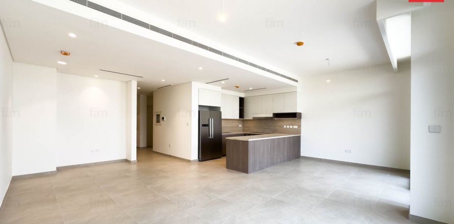 Řadový dům v Dubai, SAE 3 ložnice, 168 m² Č.: 569703
