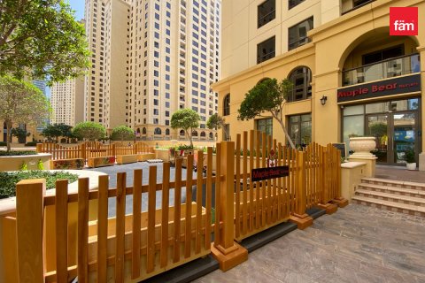 Apartment in Dubai, UAE 3 bedrooms, 166.9 sq.m. № 569829 - photo 27