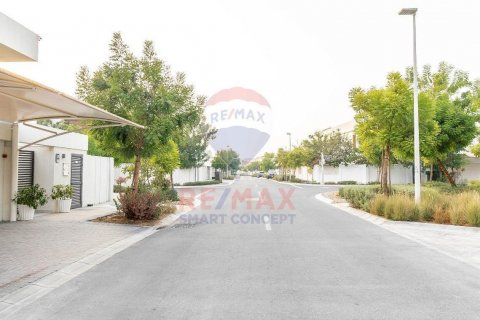 Villa til salg i Yas Island, Abu Dhabi, UAE 6 soveværelser, 650.3 kvm № 569362 - foto 29
