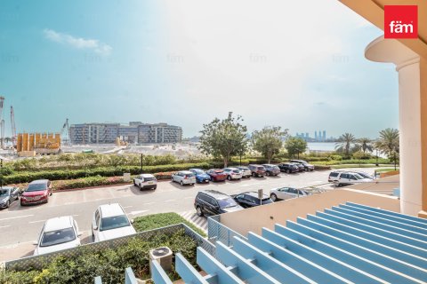 Apartemen di Palm Jumeirah, Dubai, UEA 3 kamar tidur, 276.8 m2 nomor 575185 - foto 17