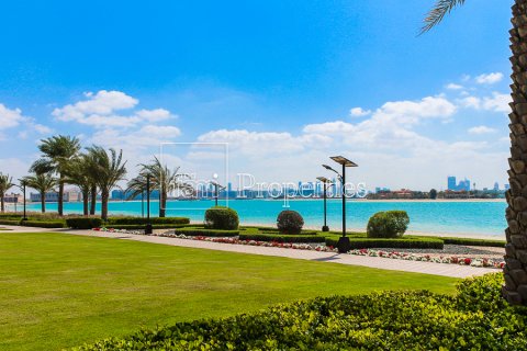 Apartemen di Palm Jumeirah, Dubai, UEA 3 kamar tidur, 276.8 m2 nomor 575185 - foto 12