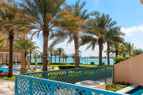 Apartemen di Palm Jumeirah, Dubai, UEA 3 kamar tidur, 276.8 m2 nomor 575185 - foto 4