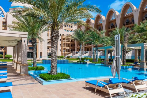 Apartemen di Palm Jumeirah, Dubai, UEA 3 kamar tidur, 276.8 m2 nomor 575185 - foto 15