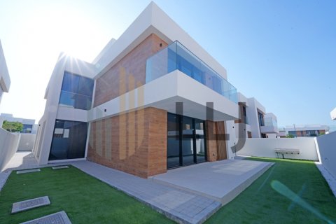 Willa na sprzedaż w Saadiyat Island, Abu Dhabi, ZEA 4 sypialnie, 538 mkw., nr 569064 - zdjęcie 1