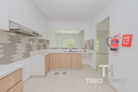 Vilë në Dubai, Emiratet e Bashkuara Arabe 3 dhoma gjumi, 163 m2. № 586727 - Foto 3