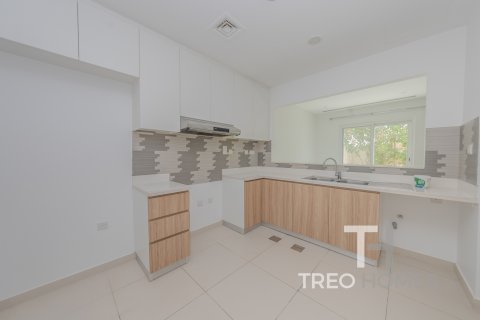 Vilë në Dubai, Emiratet e Bashkuara Arabe 3 dhoma gjumi, 163 m2. № 586727 - Foto 11