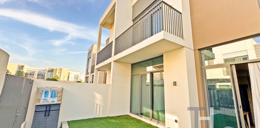 Villetta a schiera a Arabian Ranches 3, Dubai, EAU 3 camere da letto, 180 mq. № 586726