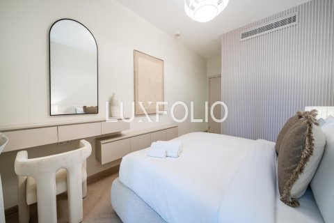 Apartment in Jumeirah Beach Residence, Dubai, UAE 1 room, 66 sq.m. № 627796 - photo 14