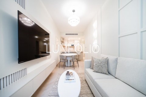 Apartment in Jumeirah Beach Residence, Dubai, UAE 1 room, 66 sq.m. № 627796 - photo 3