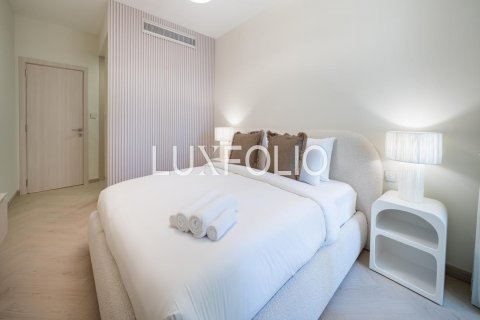 Apartment in Jumeirah Beach Residence, Dubai, UAE 1 room, 66 sq.m. № 627796 - photo 13