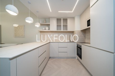 Apartment in Jumeirah Beach Residence, Dubai, UAE 1 room, 66 sq.m. № 627796 - photo 8