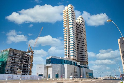 Apartment in Al Reem Island, Abu Dhabi, UAE 2 bedrooms, 121 sq.m. № 593894 - photo 18